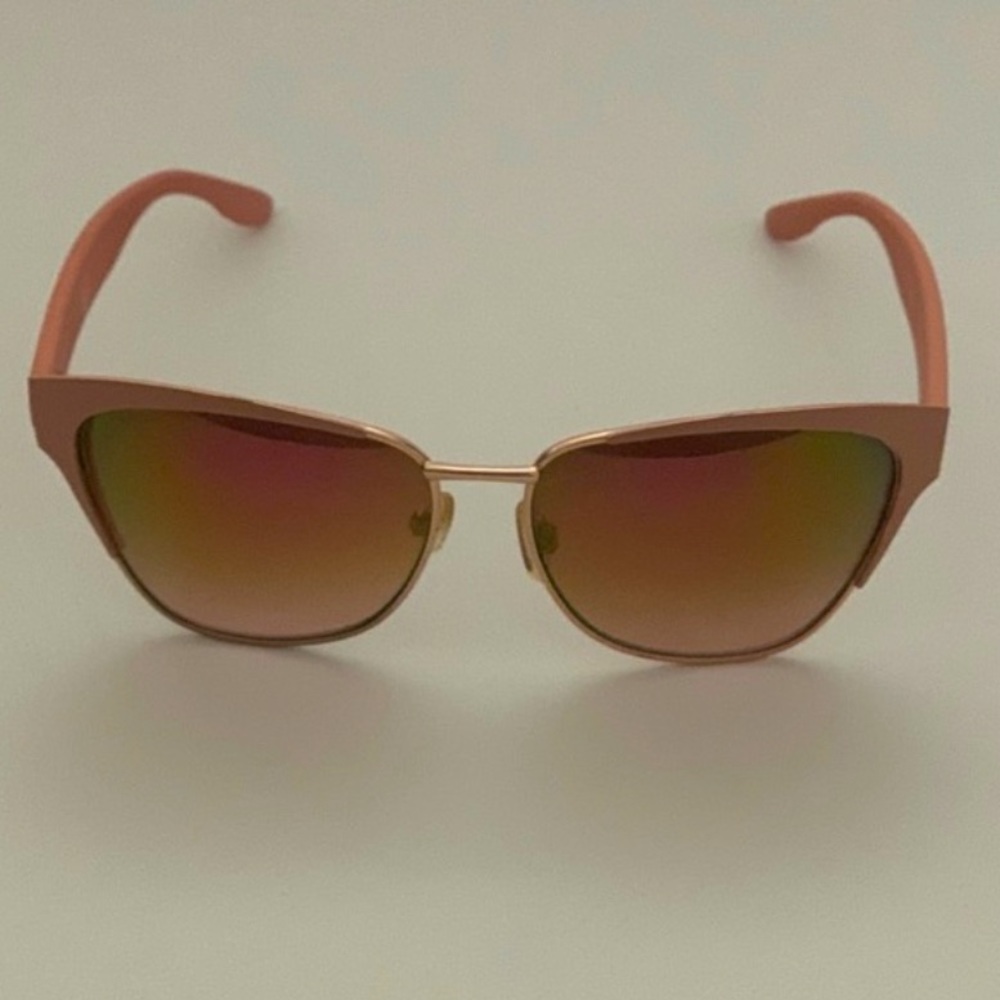 Tahari Women Sunglasses in pink /blush tones.